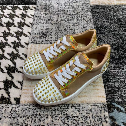 Christian Louboutin Fade Color Auriu Spikes Low - prezentare produs