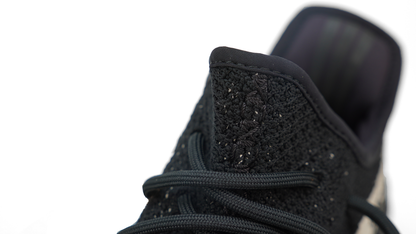 Adidas Yeezy Yeezy 350 V2 Oreo - prezentare produs