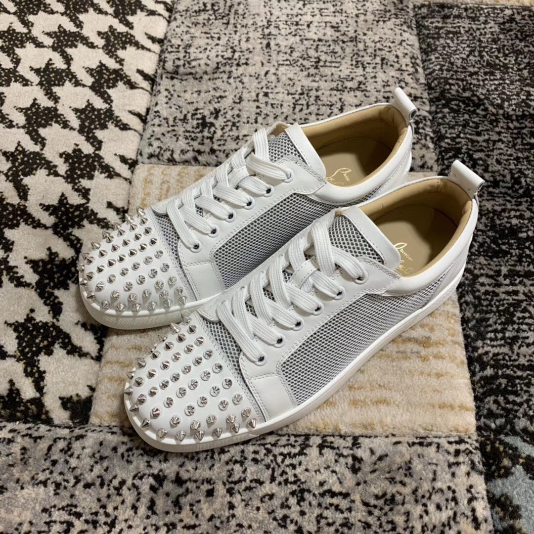 Christian Louboutin Low Alb - prezentare produs