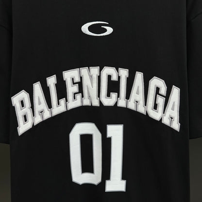 Balenciaga T Cămașă Exclusive - prezentare produs