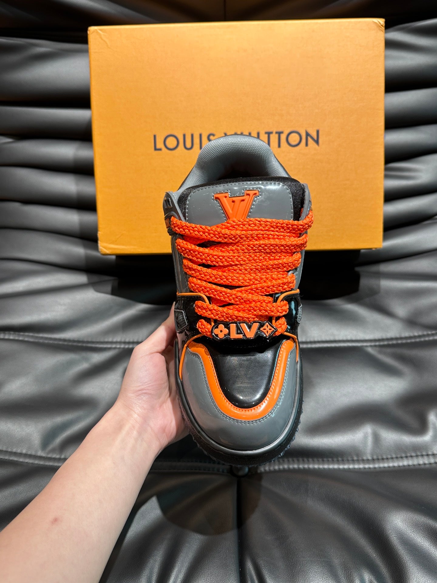 Louis Vuitton LV Pantofi sport Maxi Gri Portocaliu - prezentare produs