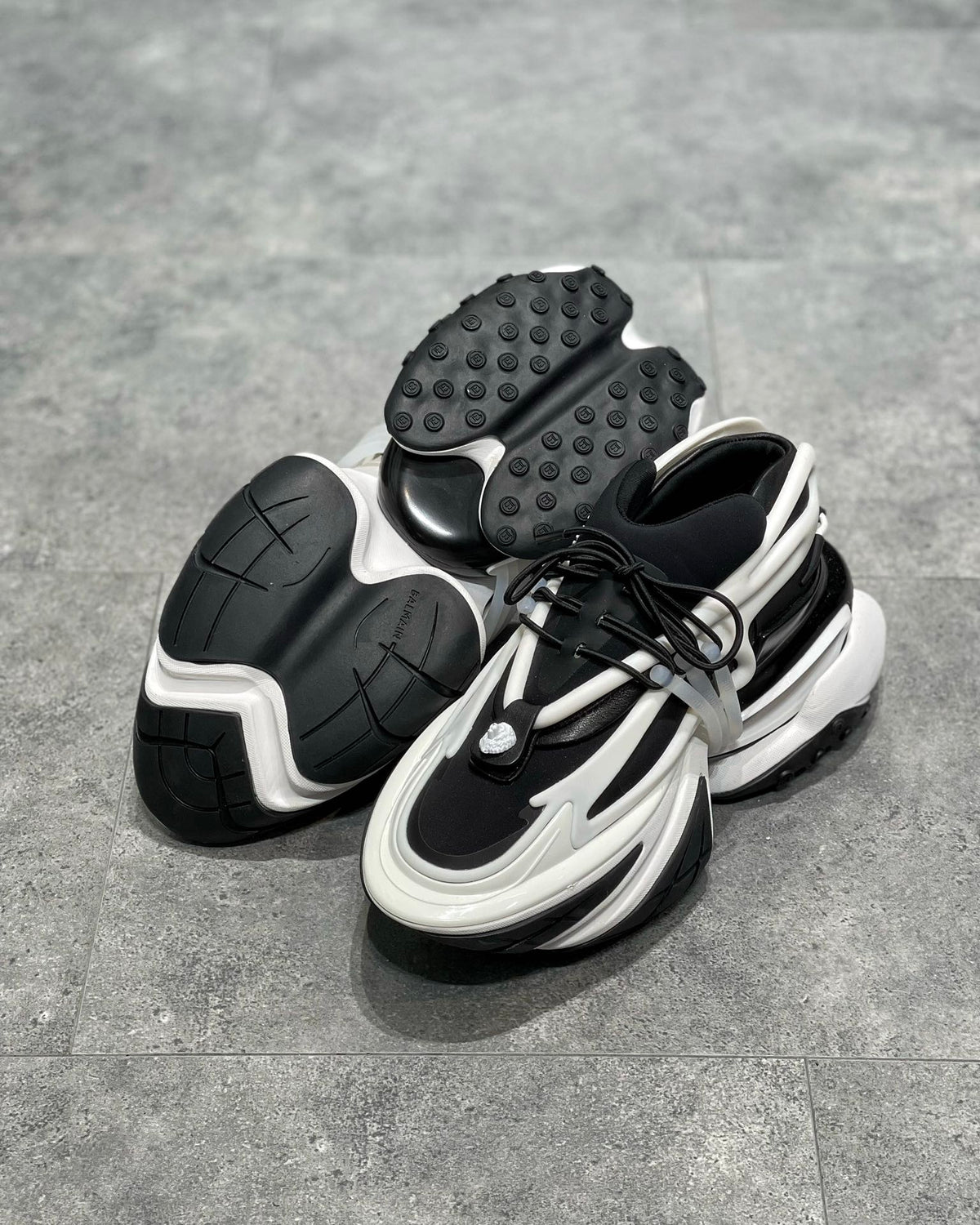 Balmain Unicorn Negru Alb Pantofi sport - prezentare produs