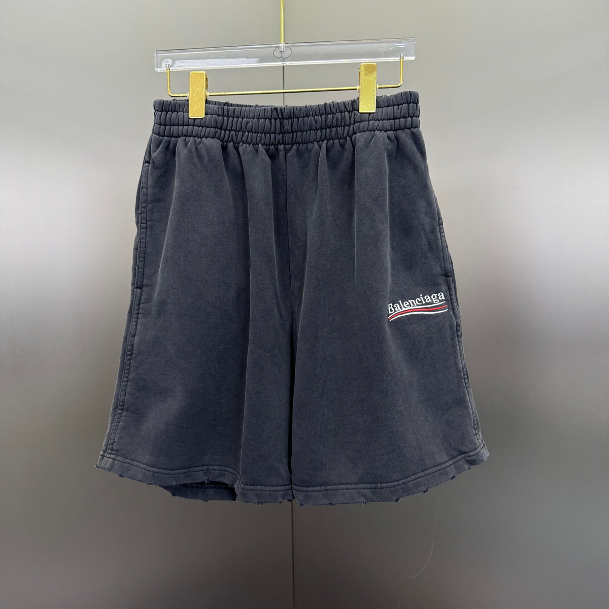 Balenciaga Short Exclusive Șorturi - prezentare produs