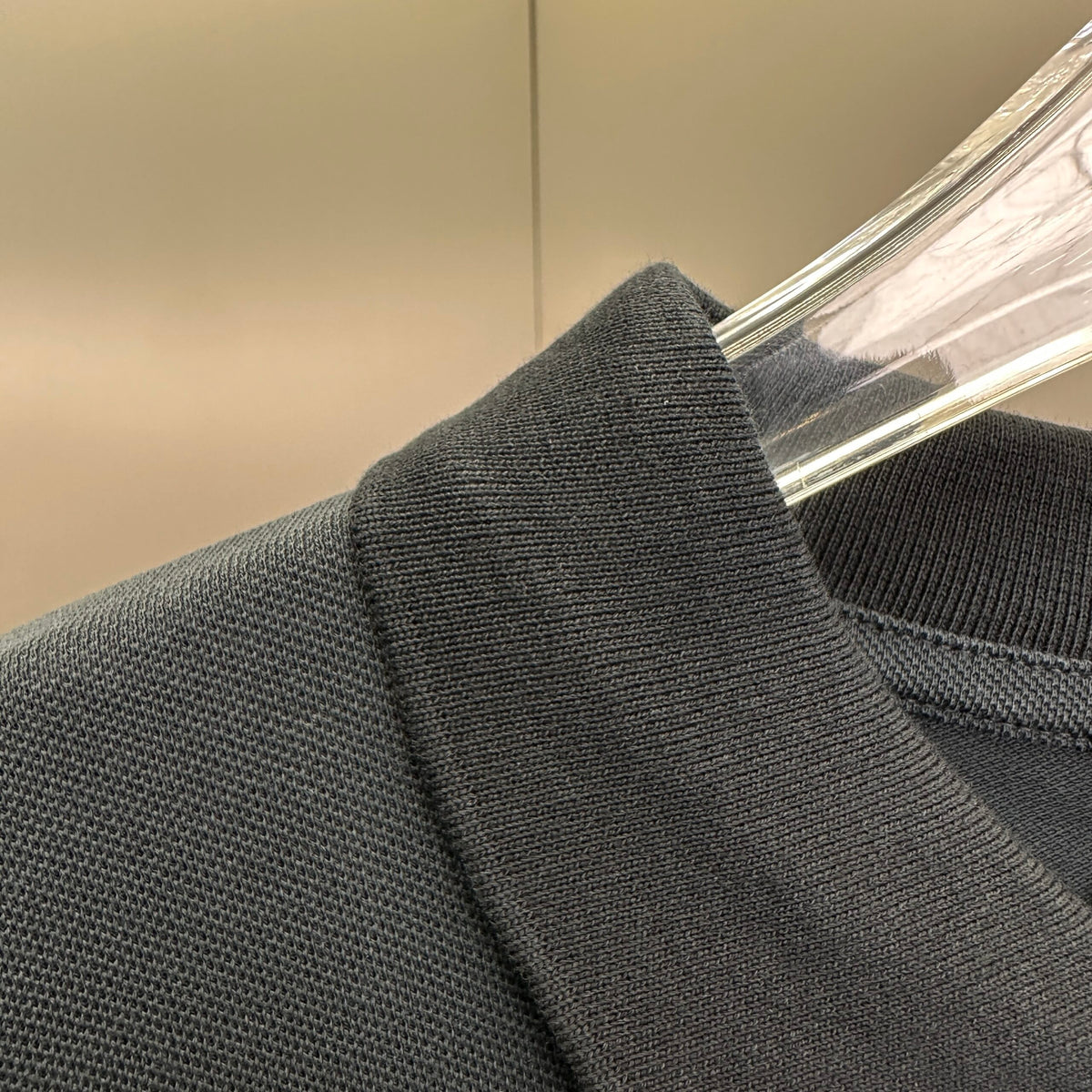 Balenciaga T Cămașă Exclusive - prezentare produs