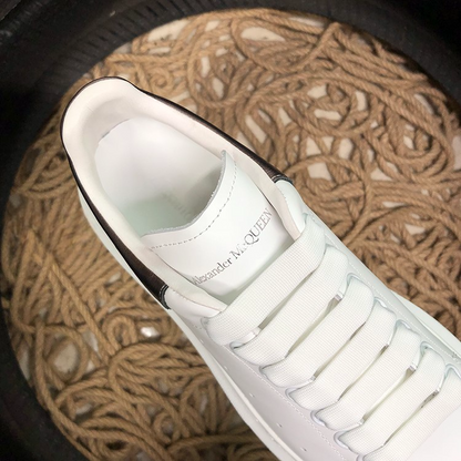 Alexander McQueen Bronze Pantofi sport - prezentare produs