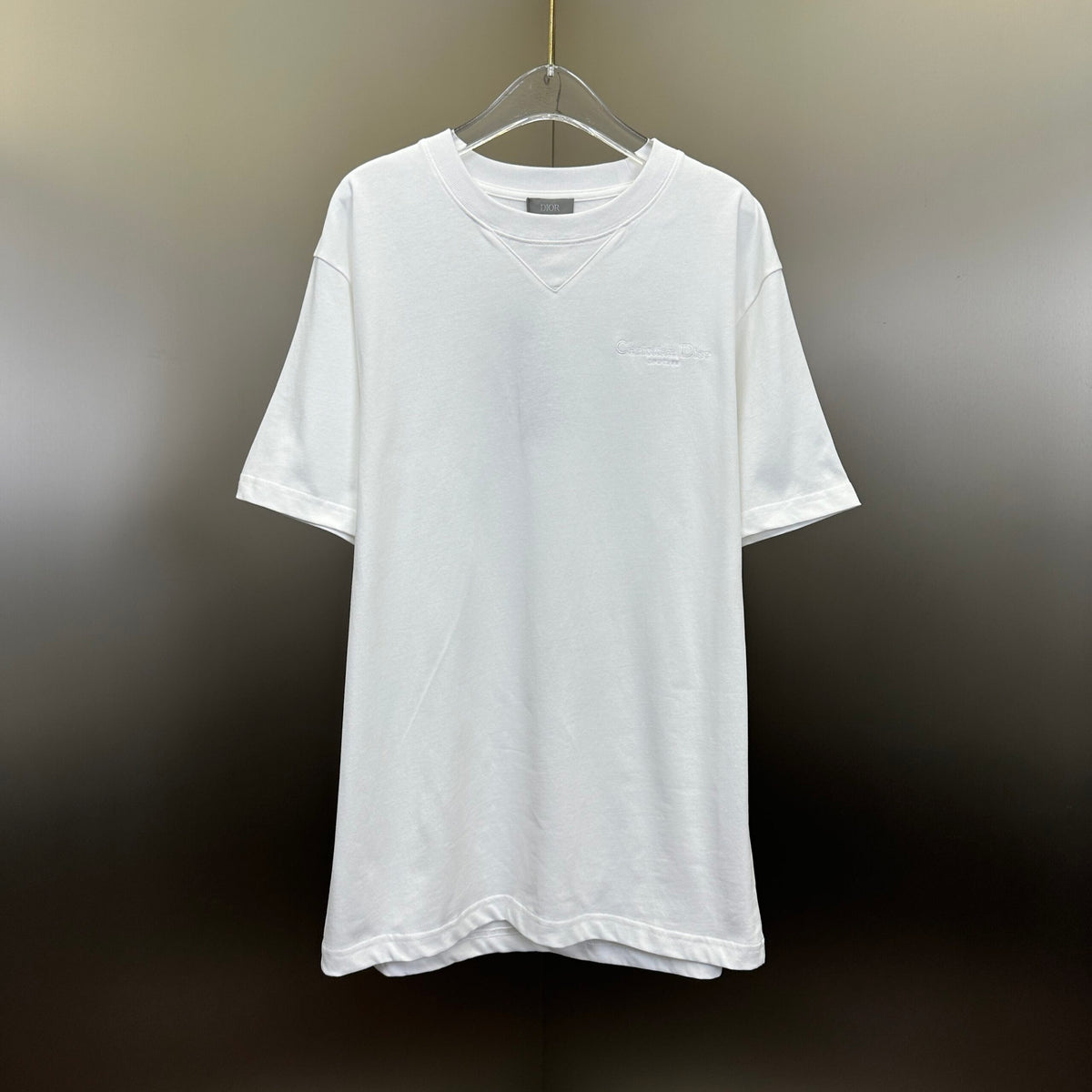 Dior Tricou Exclusive - prezentare produs