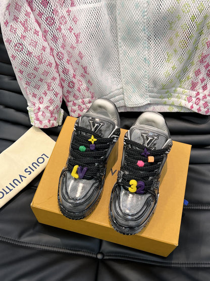 Louis Vuitton LV Trainers Maxi Negru Faded - prezentare produs