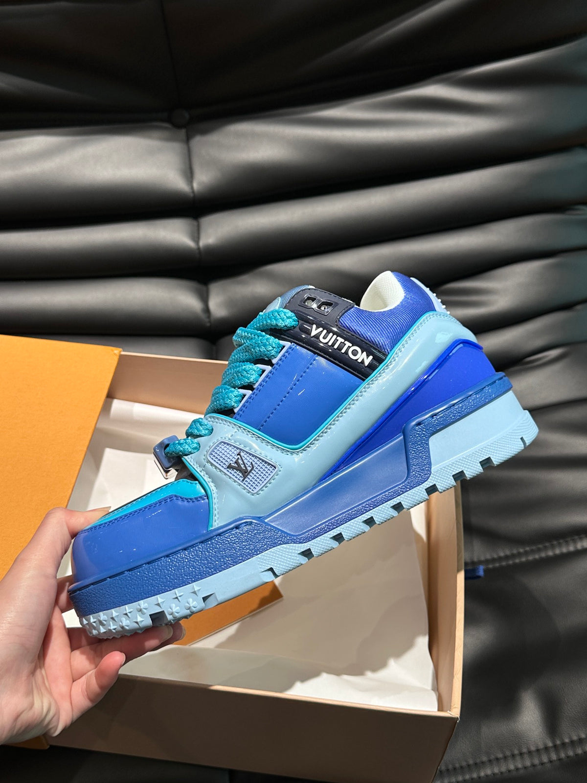 Louis Vuitton LV Trainers Maxi Albastru - prezentare produs