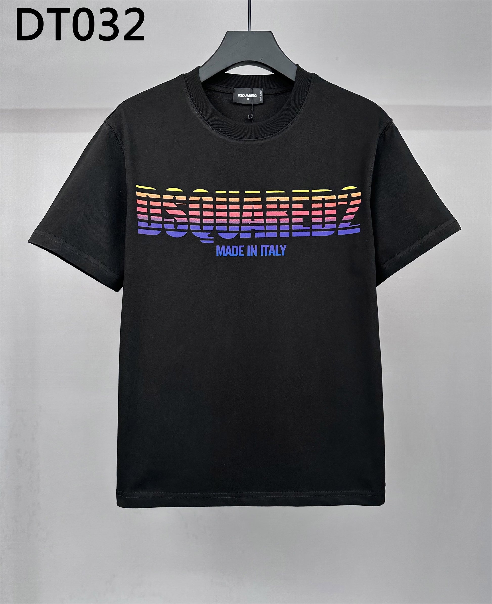 Dsquared2 T Cămașă Dt032 - prezentare produs