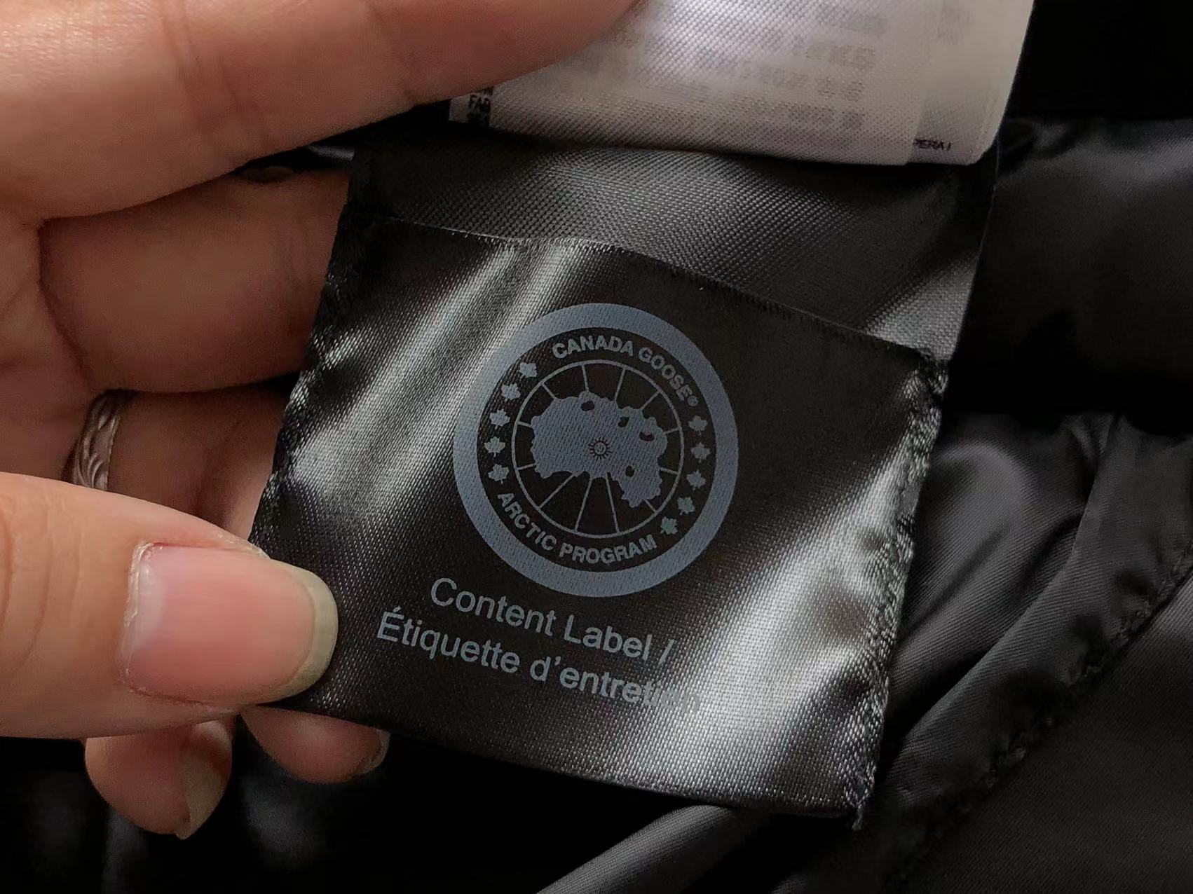 Canada Goose X Juun J Luxury Ediție Mountain Geacă - prezentare produs