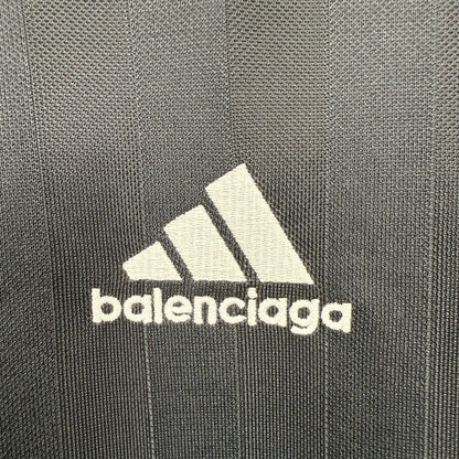 Balenciaga T Cămașă Exclusive - prezentare produs