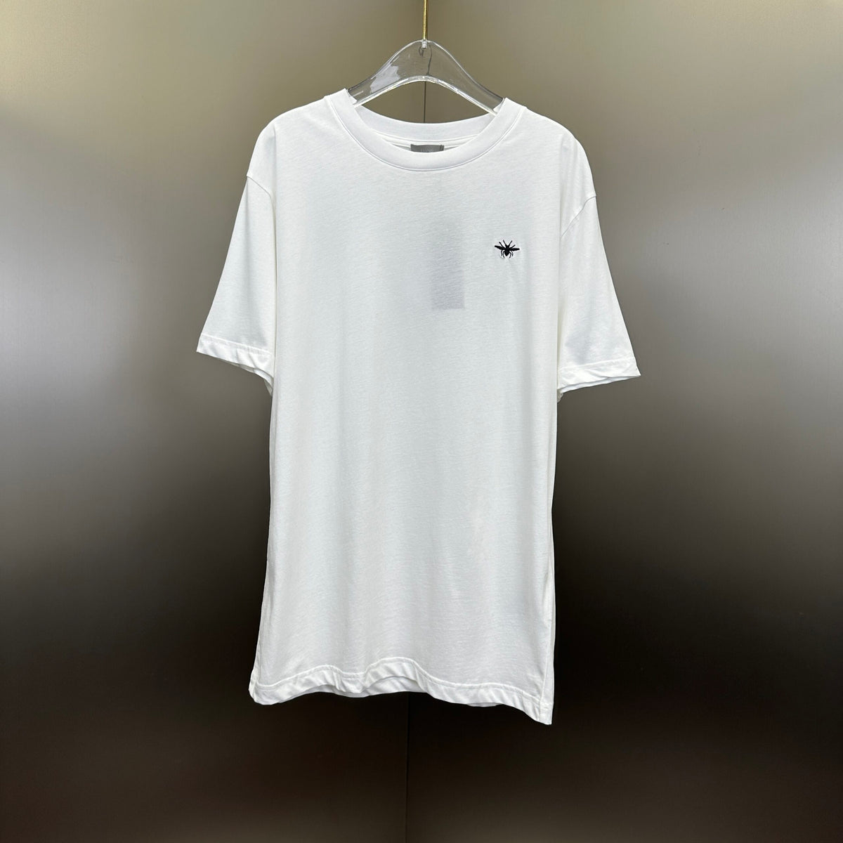 Dior Tricou Exclusive - prezentare produs