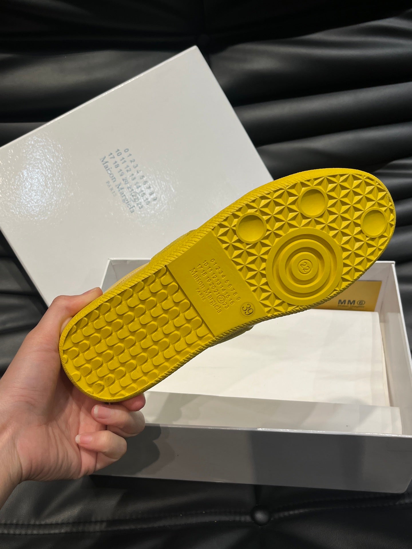 Maison Margiela Pantofi sport Galben - prezentare produs