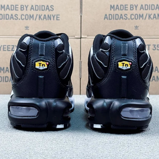 Nike TN Negru Alb Pantofi sport - prezentare produs