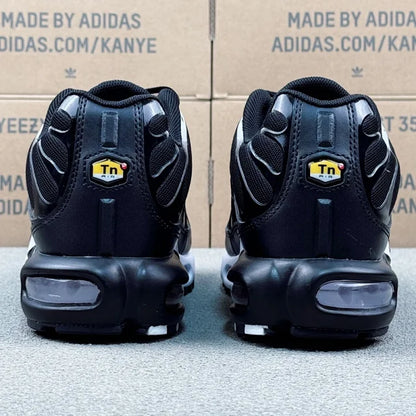 Nike TN Negru Alb Pantofi sport - prezentare produs