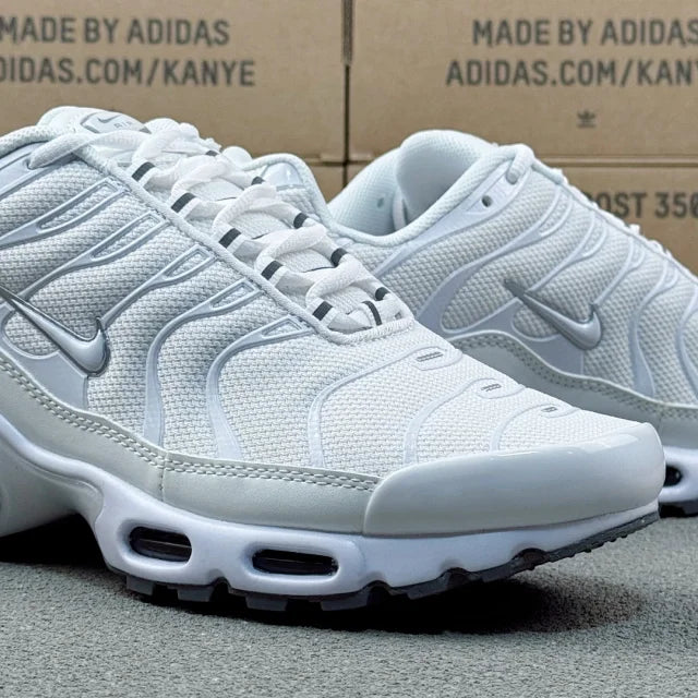Nike TN Full Alb Pantofi sport - prezentare produs