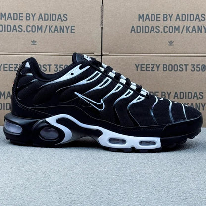 Nike TN Negru Alb - prezentare produs