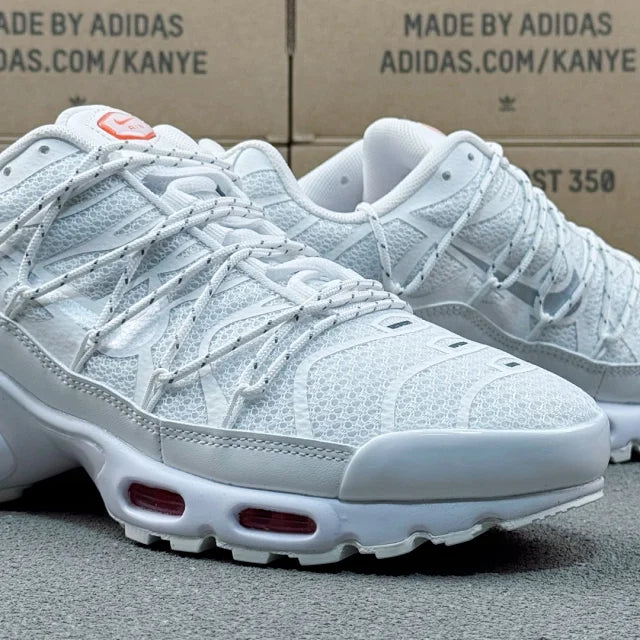 Nike TN Alb Laces - prezentare produs
