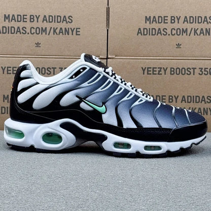 Nike TN Alb Gri - prezentare produs