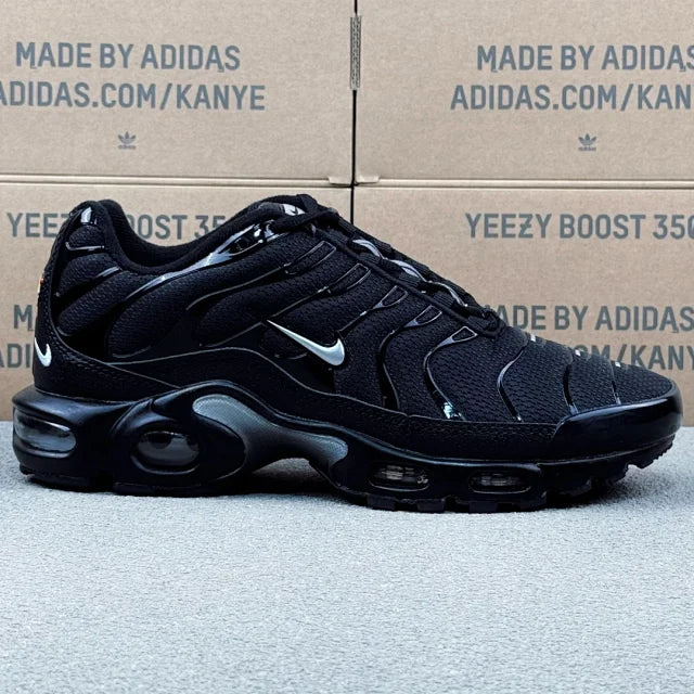 Nike TN Negru Alb - prezentare produs