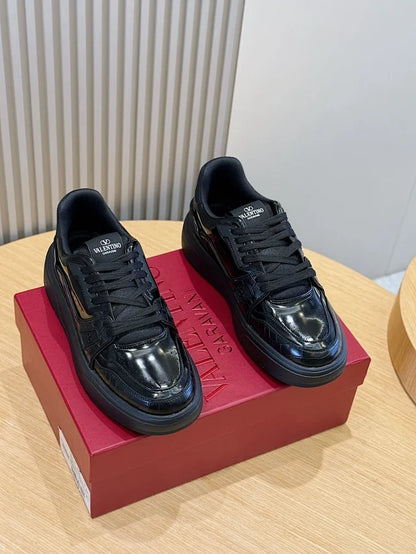 Valentino Pantofi sport Piele Negru - prezentare produs