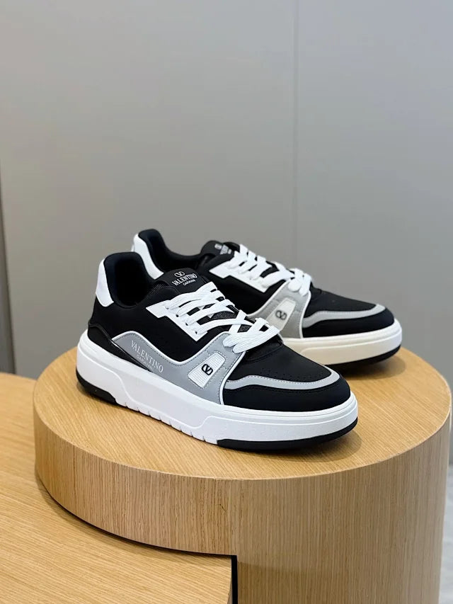 Valentino Trainers Gri Negru - prezentare produs