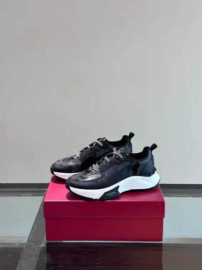 Valentino Trainers Negru Camuflaj - prezentare produs