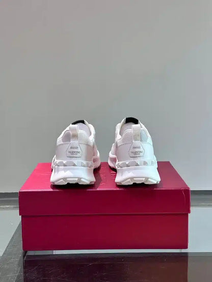 Valentino Trainers Alb Camuflaj - prezentare produs