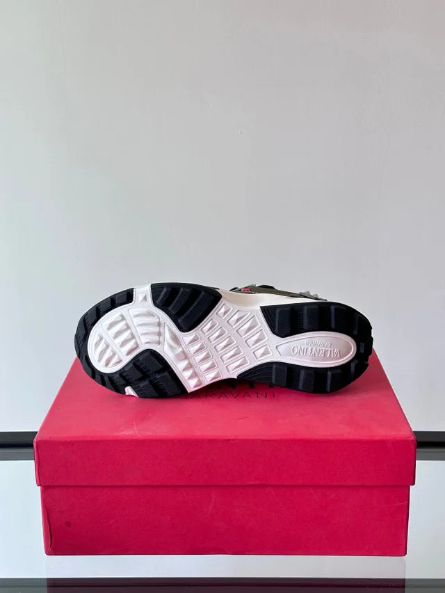 Valentino Trainers Dark Maro - prezentare produs