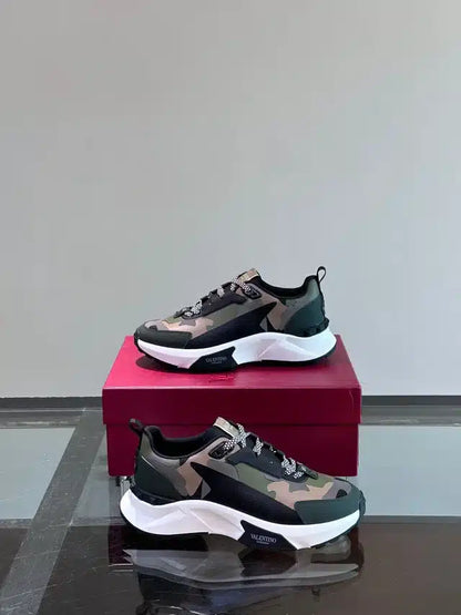 Valentino Trainers Army Camuflaj - prezentare produs
