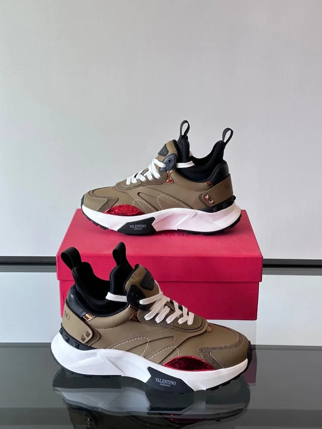 Valentino Trainers Maro - prezentare produs