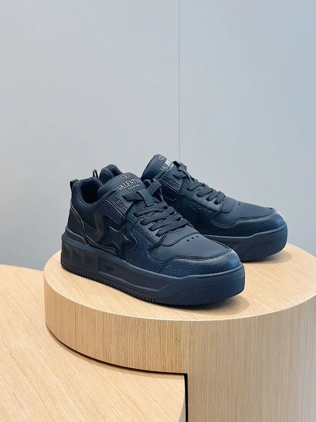 Valentino Trainers Negru - prezentare produs