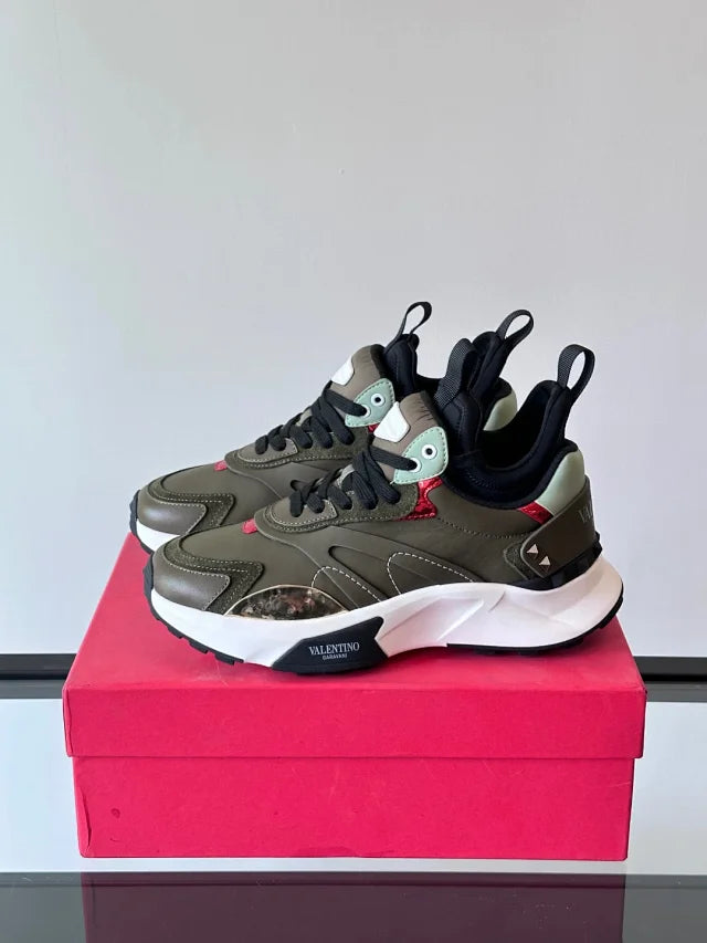 Valentino Pantofi sport Închis Maro - prezentare produs