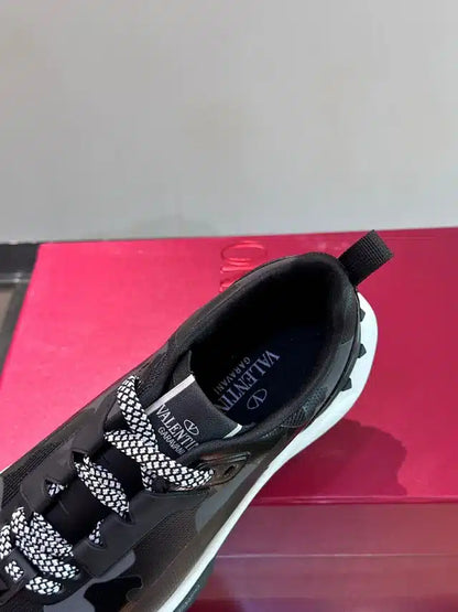 Valentino Trainers Negru Camuflaj - prezentare produs