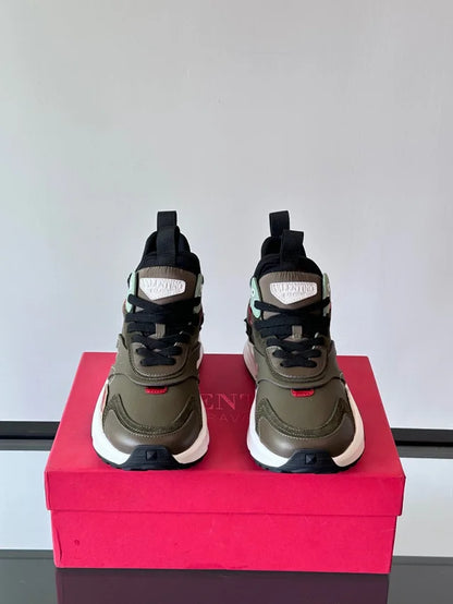Valentino Trainers Dark Maro - prezentare produs