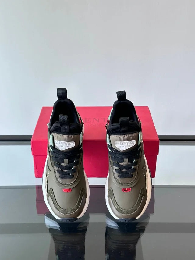 Valentino Trainers Dark Maro - prezentare produs