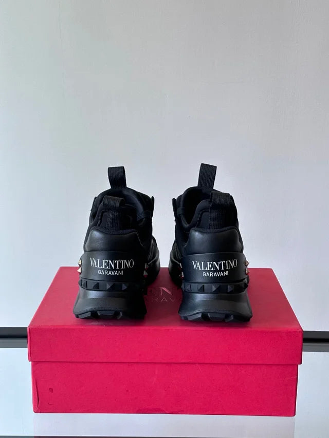 Valentino Trainers Negru - prezentare produs