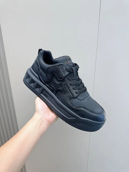 Valentino Trainers Negru - prezentare produs