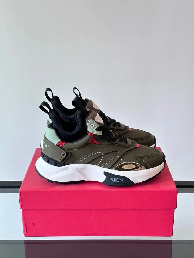 Valentino Trainers Dark Maro - prezentare produs