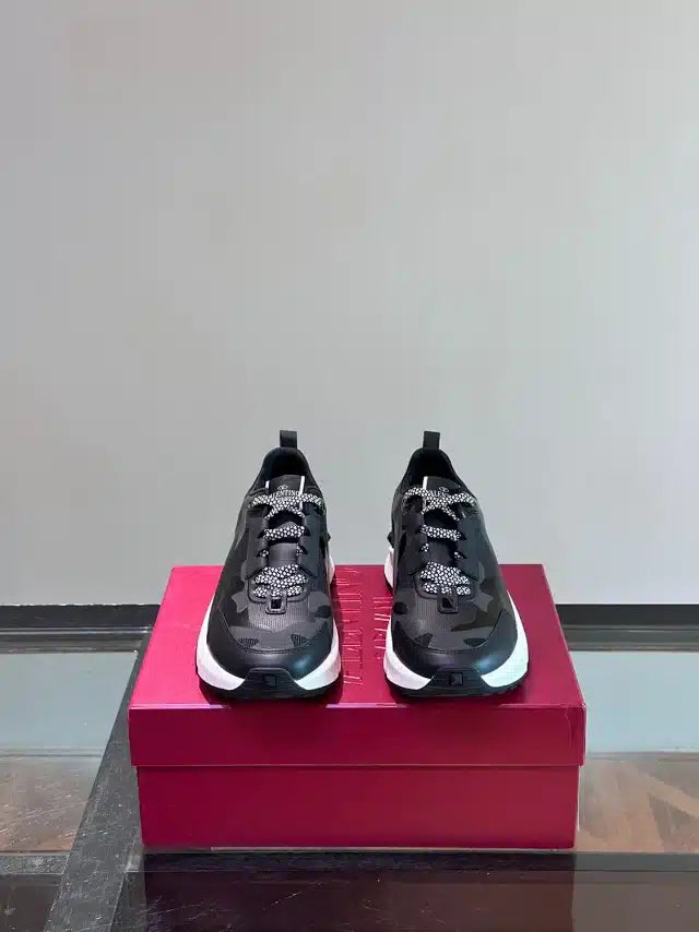 Valentino Trainers Negru Camuflaj - prezentare produs