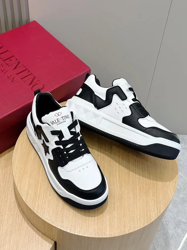 Valentino Trainers Alb Negru - prezentare produs