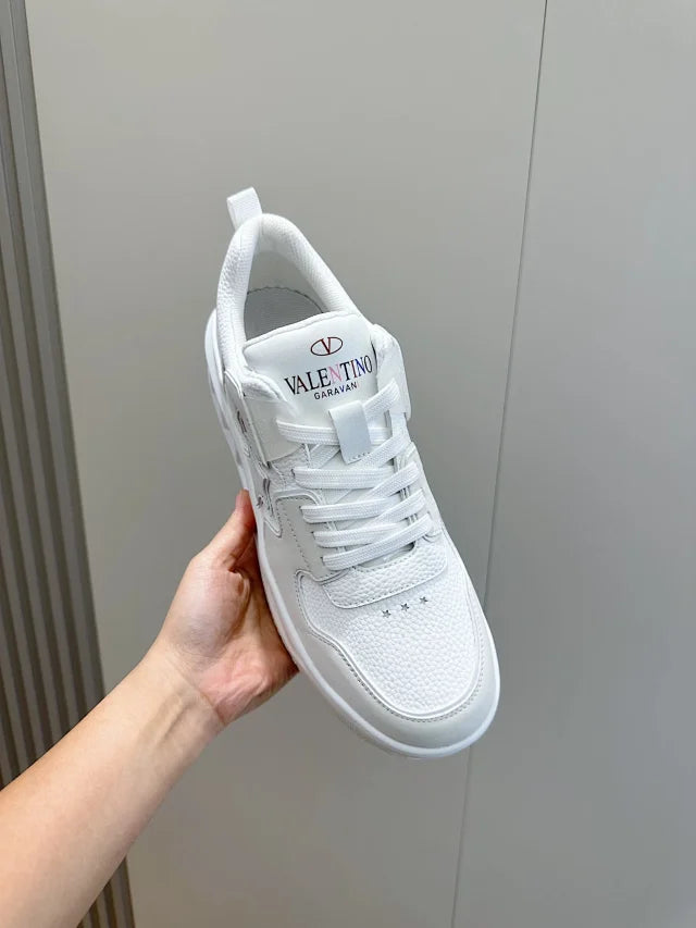 Valentino Trainers Alb - prezentare produs