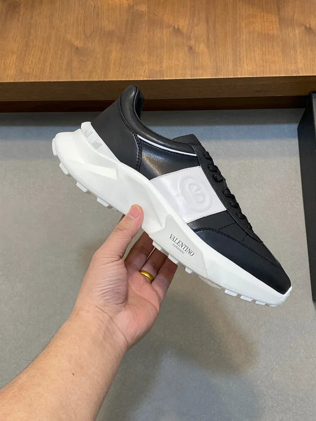 Valentino Trainers Negru Alb - prezentare produs