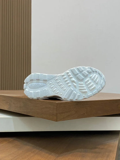 Valentino Trainers Light Maro - prezentare produs