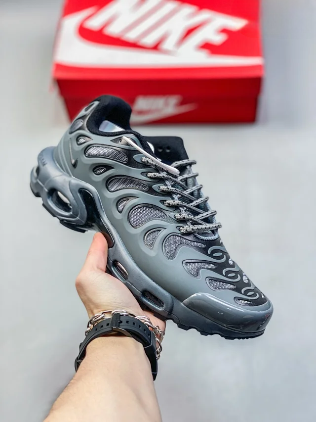 Nike Terrascape Închis Gri Accessories - prezentare produs