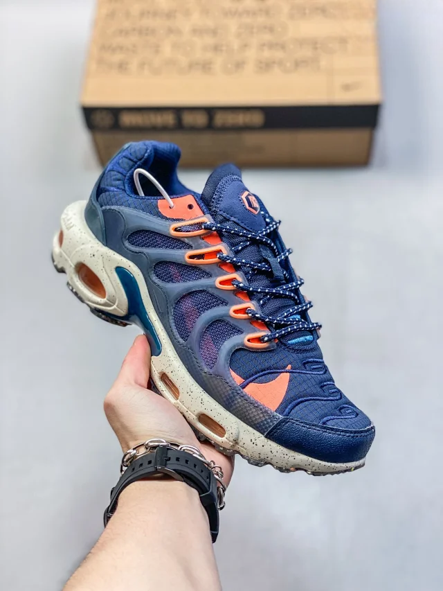 Nike Terrascape Albastru Roșu Accessories - prezentare produs