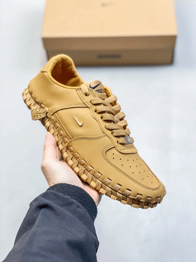 Nike Air Force J Crem - prezentare produs