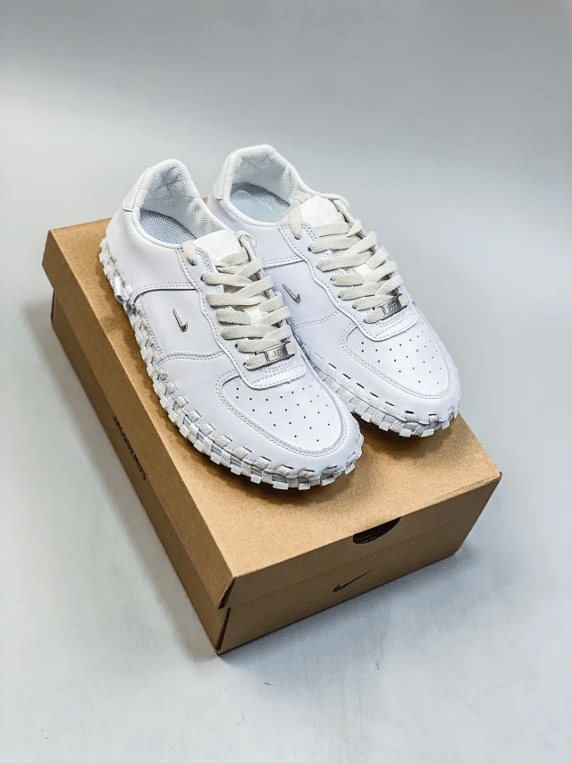 Nike Air Force J Alb Pantofi sport - prezentare produs